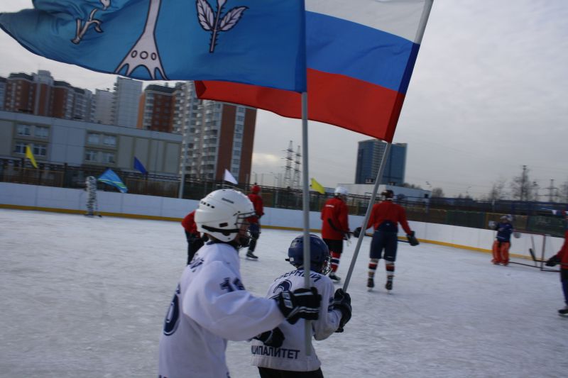1 марта 2014 года проведен турнир по хоккею с шайбой